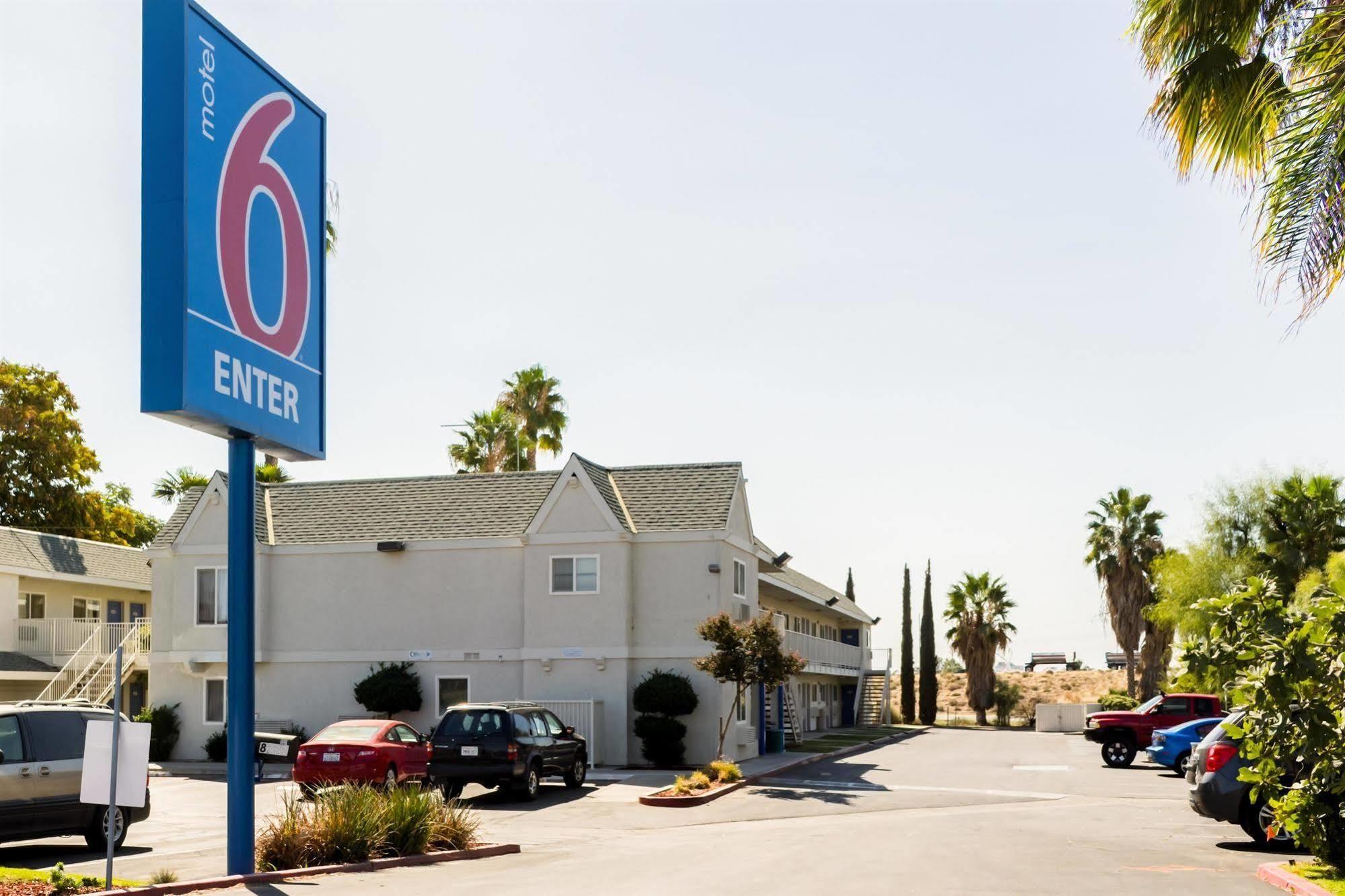 Motel 6-Bakersfield, Ca - East Eksteriør billede